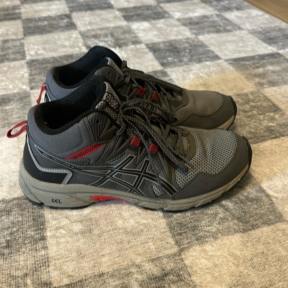 Men’s Pre-worn High Top ASICS